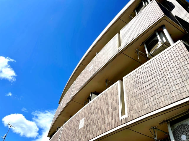 外国人が賃貸における連帯保証人を見つけるのは難しい